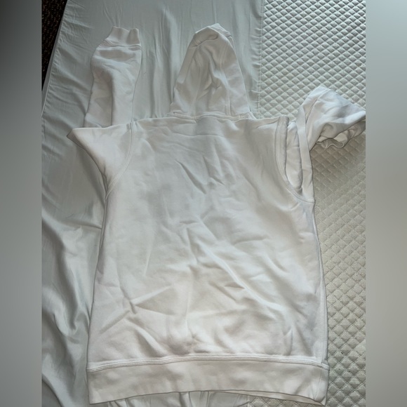 White Nike hoodie - size large never worn - Picture 2 of 2
